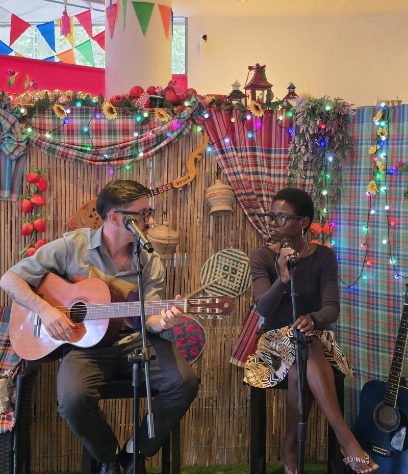 Cosmic Vibe Live Performance — Zeenie and Daniel performing live